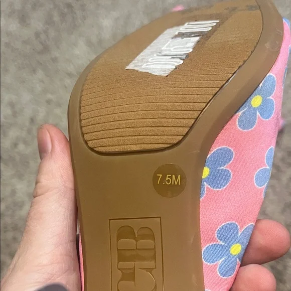 Gianni Bini Pink Floral Clear Block Heel Sandals - Picture 3 of 7